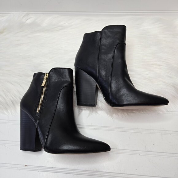 BCBGeneration JULES Ankle Boots Booties Black Leather 4" Block Heel 7.5M/37.5 - Picture 2 of 10